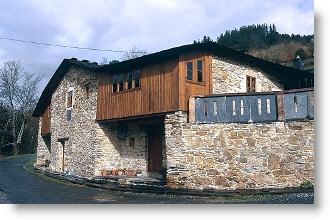 Main façade of the home of Ibañez